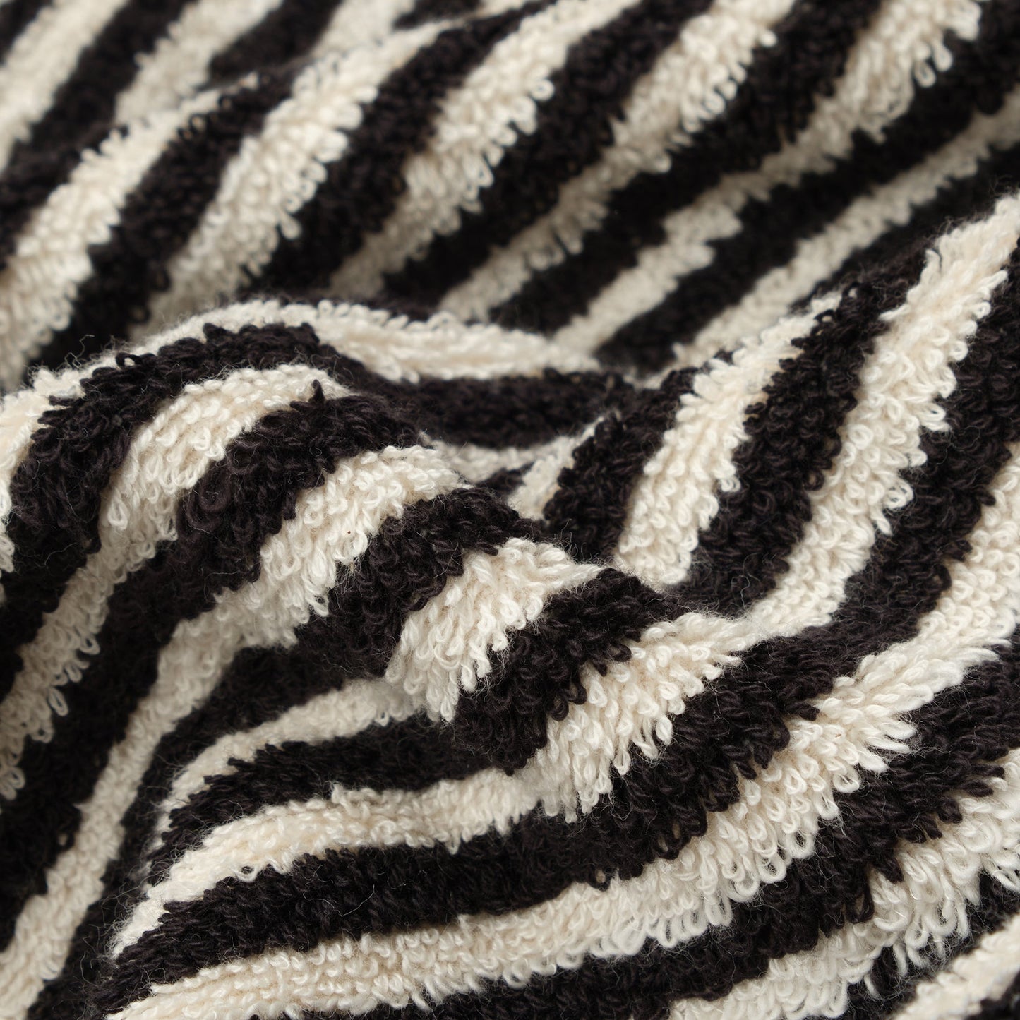 PomPom Striped Terry Beach Bath Towel / Black
