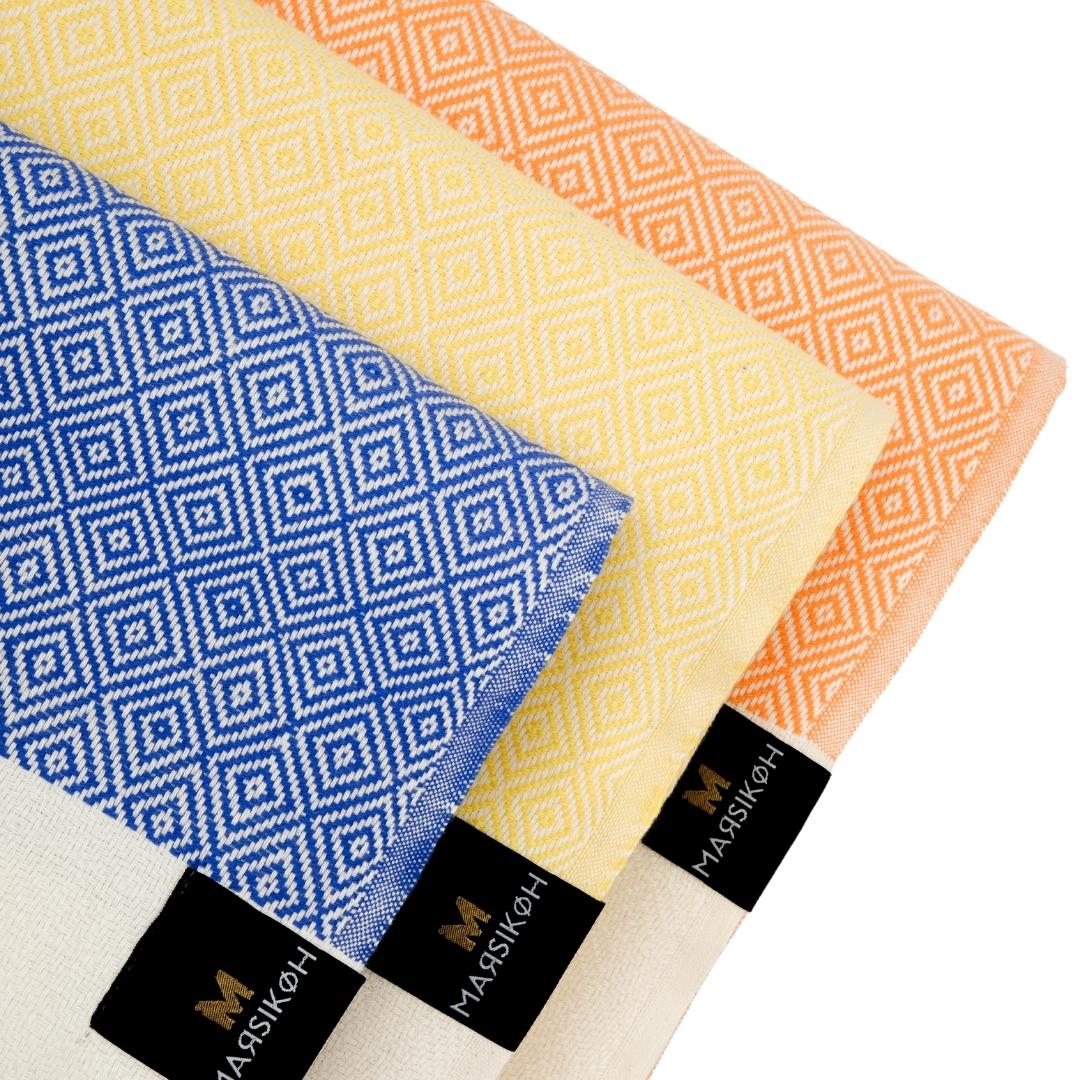 Isola di Dino Peshtemal Beach Towel